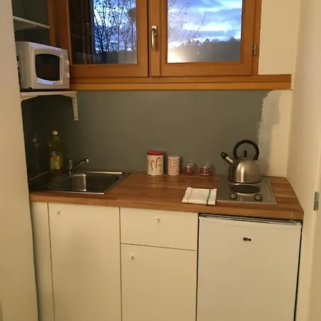 Studio 11m2 - Proche De Saint Germain En Laye *